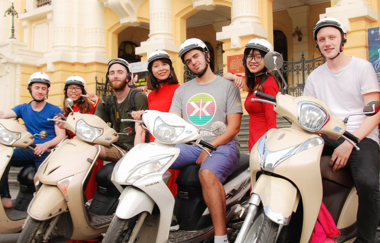 THUTOURS_하노이 시티 오토바이 투어 – 한국어 전공 대학생과 함께하는 특별한 경험