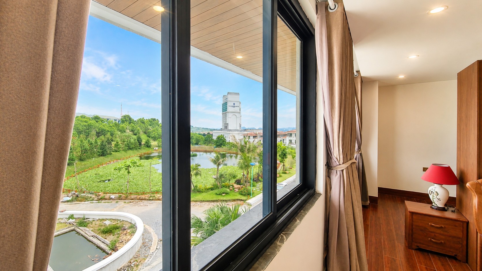 [Ha Long Villa 5Rooms] FLC BT637 빌라 – 프라이빗 수영장, 오션뷰 &amp; 골프장 전망