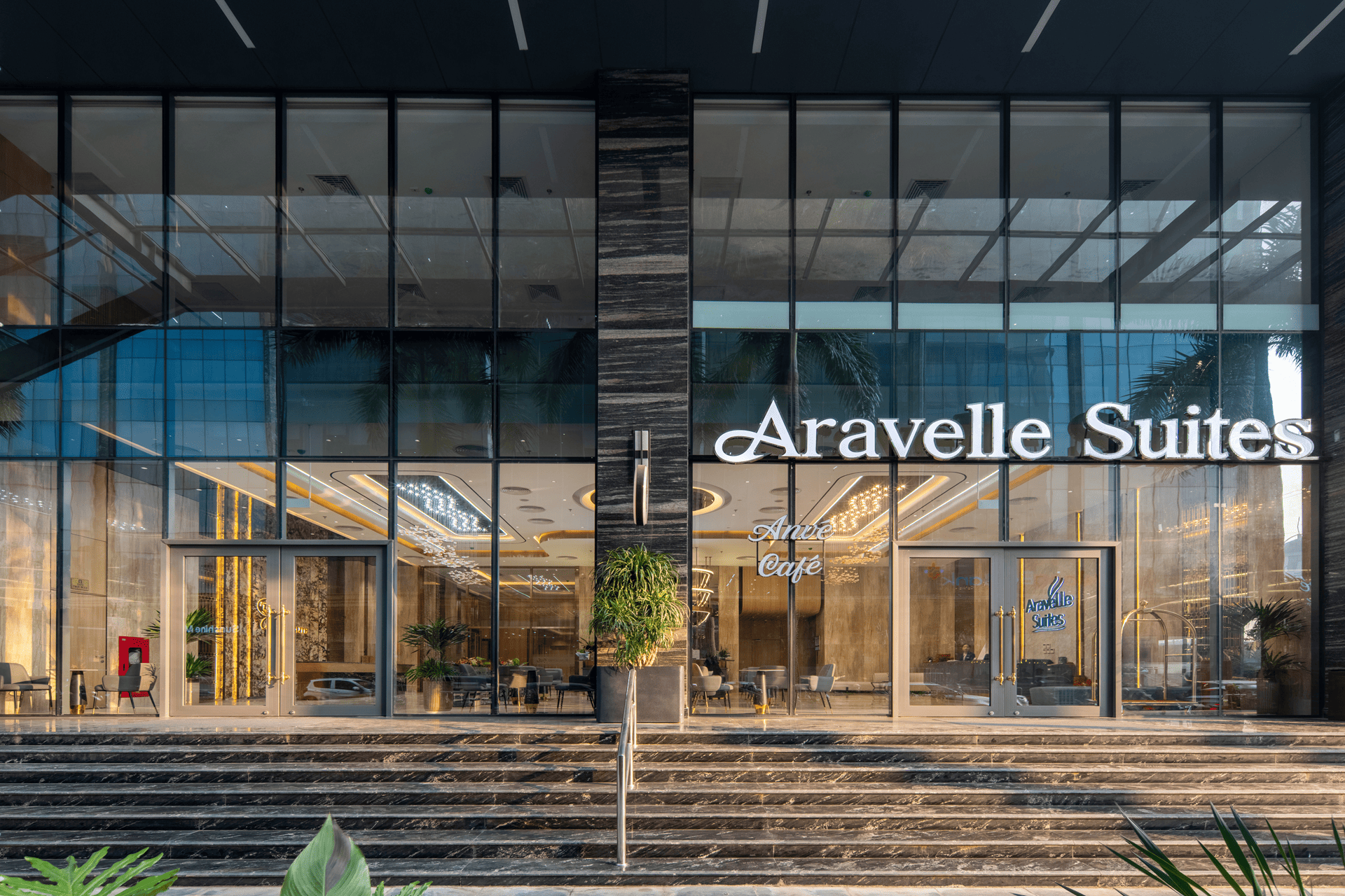 ARAVELLE SUITES HANOI (18 Phạm Hùng, Nam Từ Liêm, Hanoi)