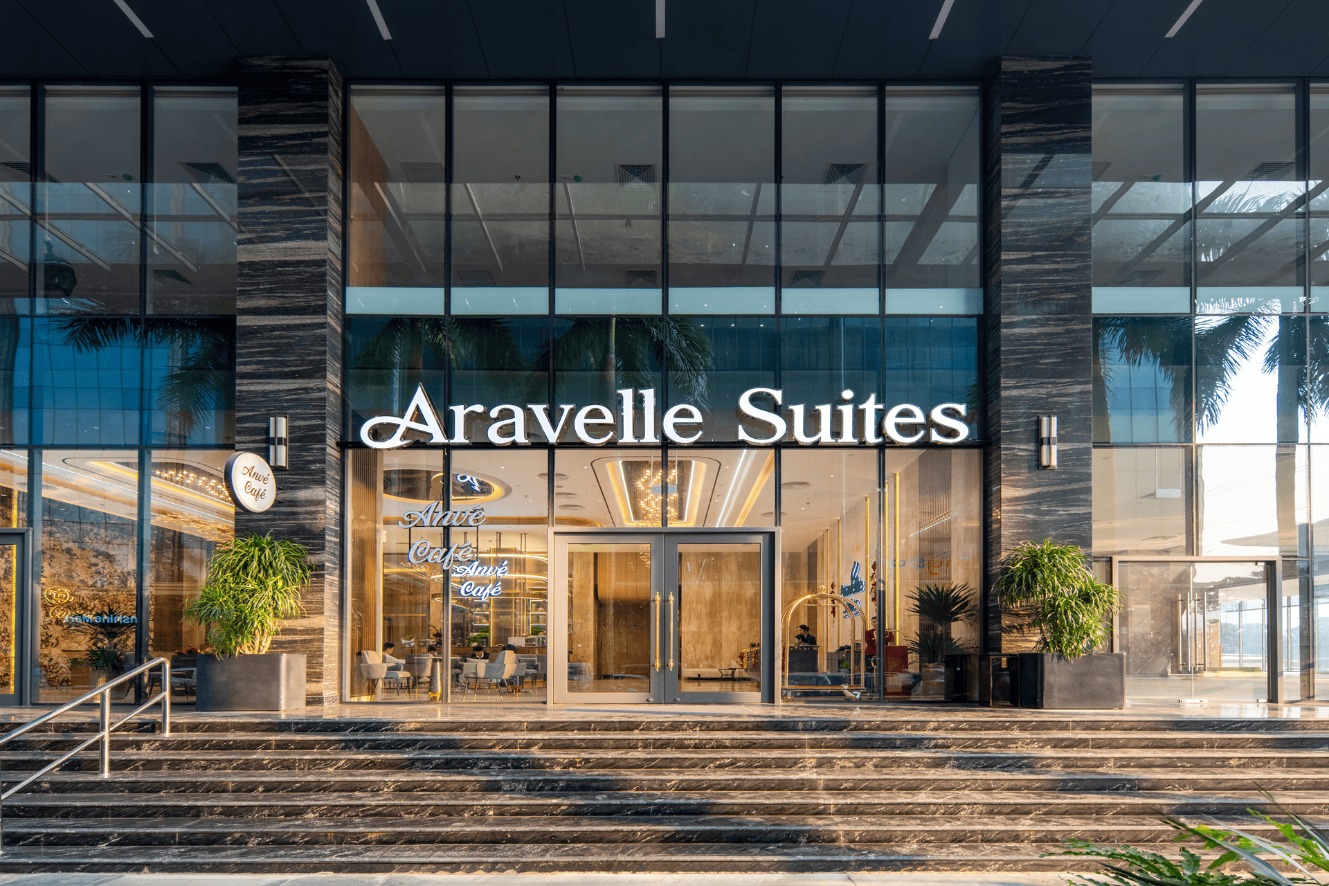 ARAVELLE SUITES HANOI (18 Phạm Hùng, Nam Từ Liêm, Hanoi)