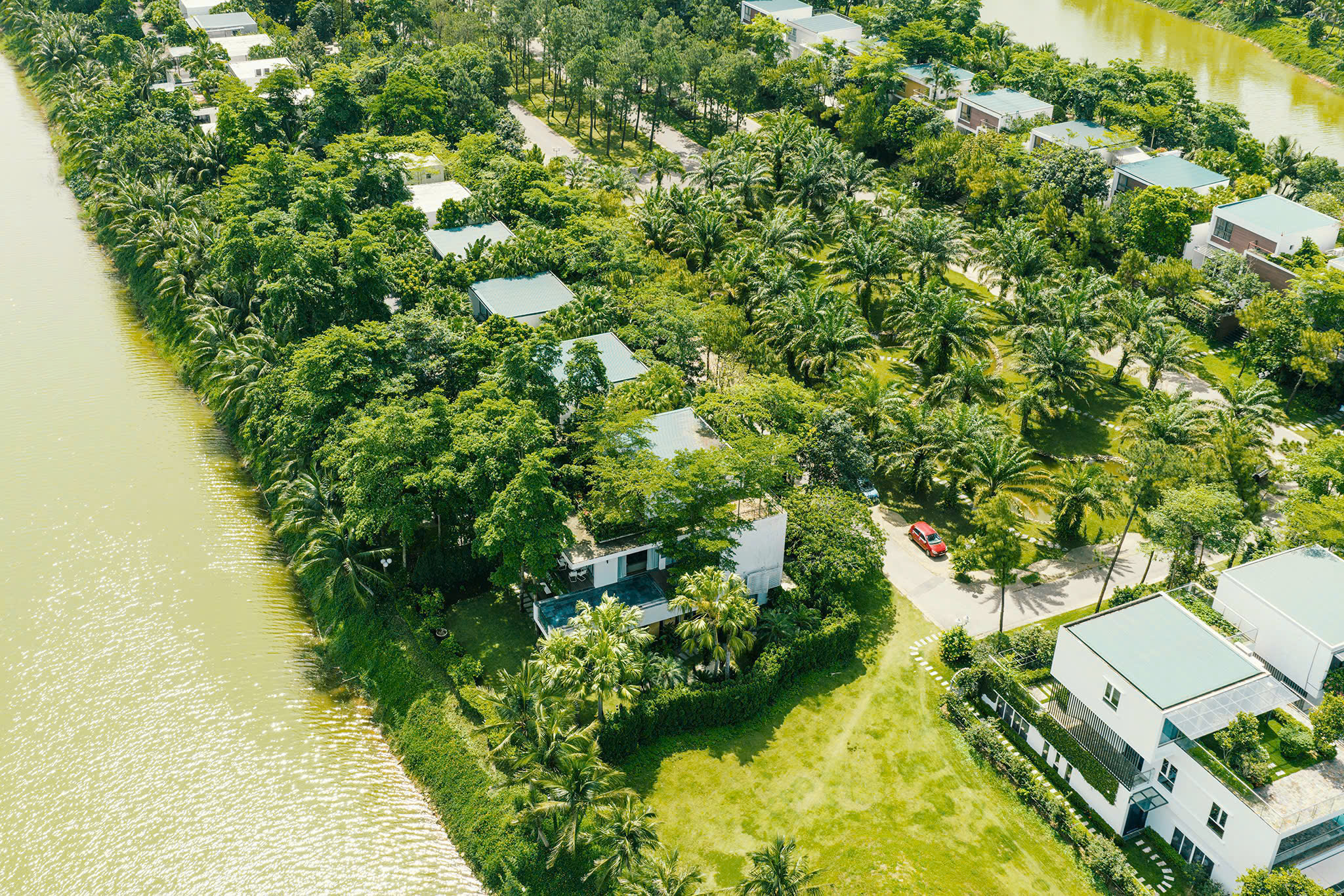 H0.8– 플라밍고 프라이빗 풀빌라 (5베드룸, 넓은 정원 포함)