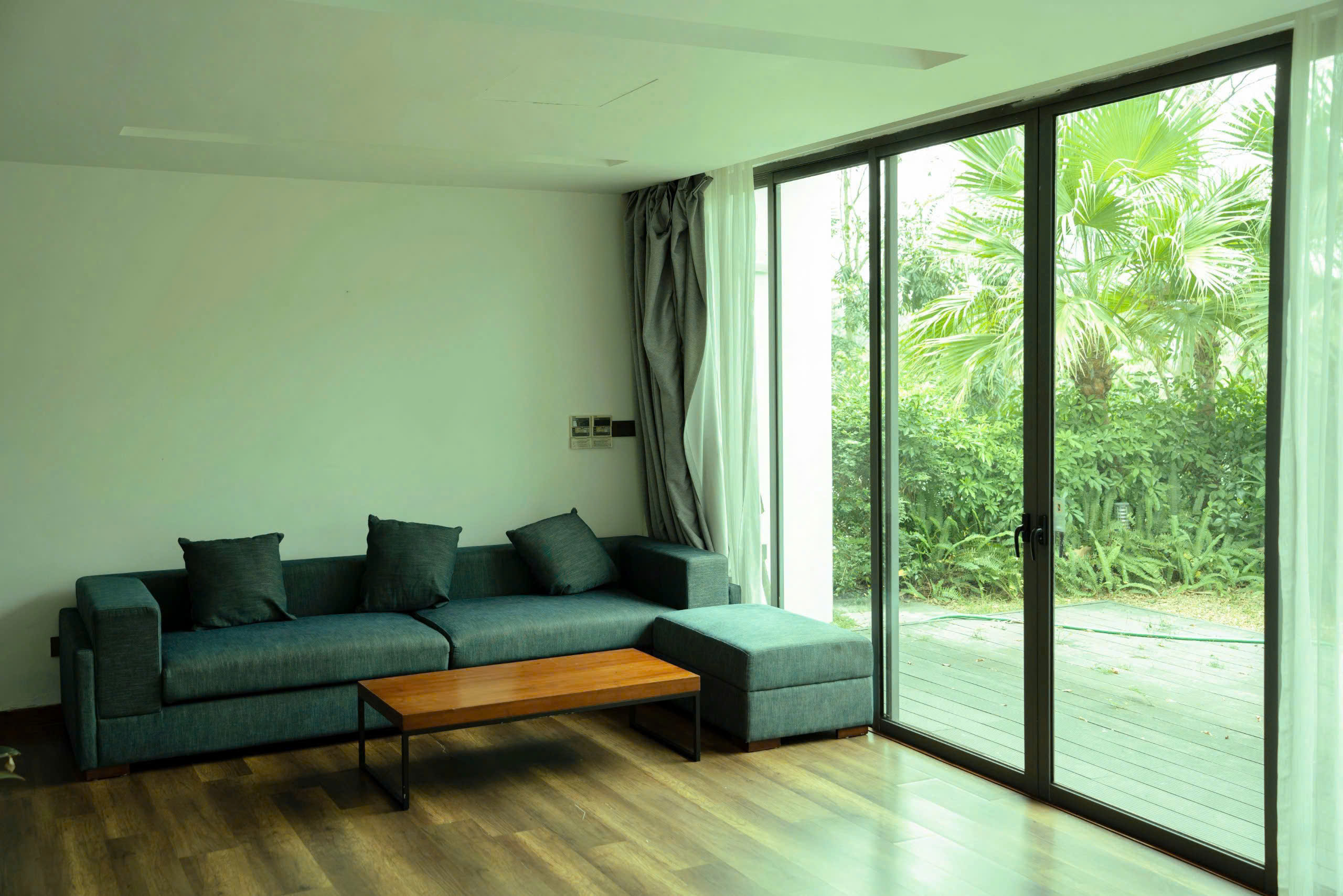 H0.8– 플라밍고 프라이빗 풀빌라 (5베드룸, 넓은 정원 포함)