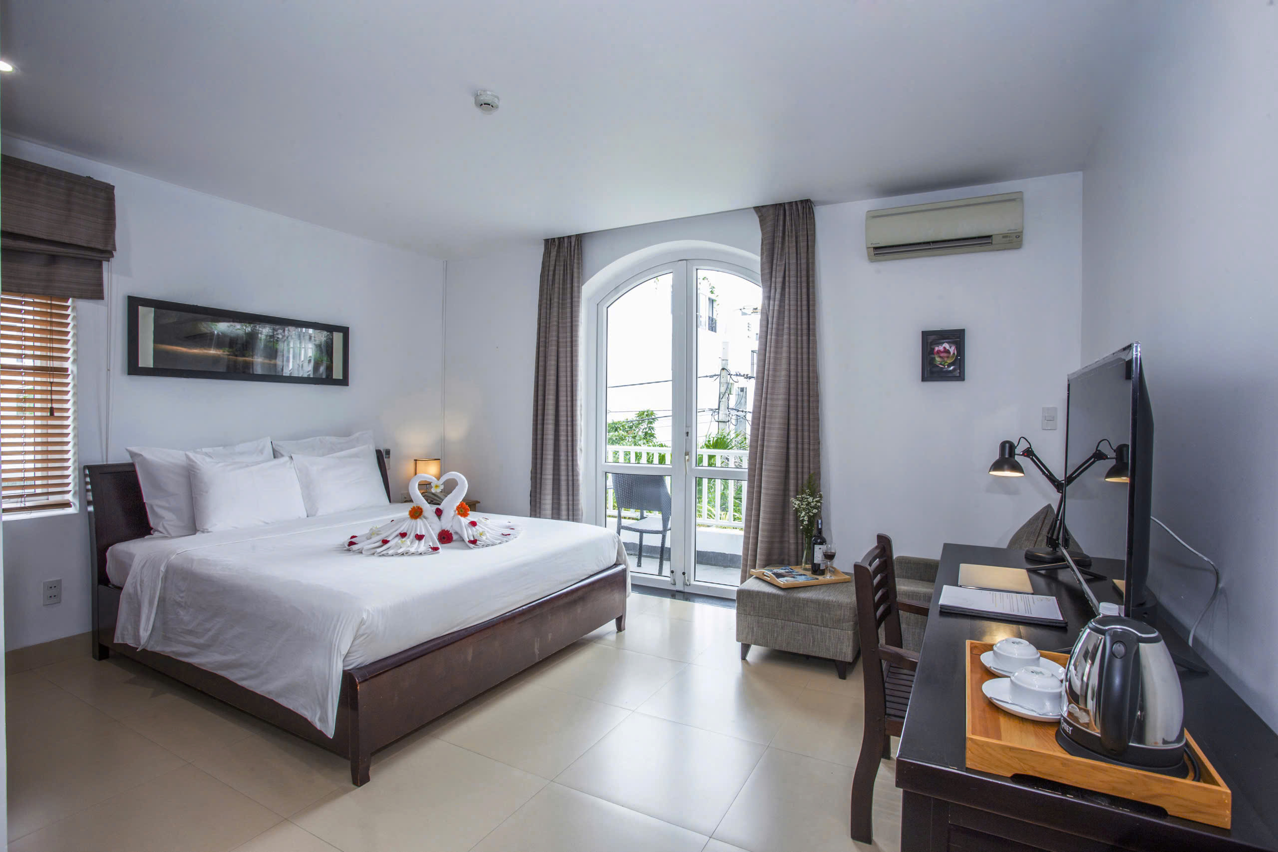 [Nguyên căn 12 phòng ngủ] Biệt thự SANG Boutique Villa Đà Nẵng - Biển Mỹ Khê