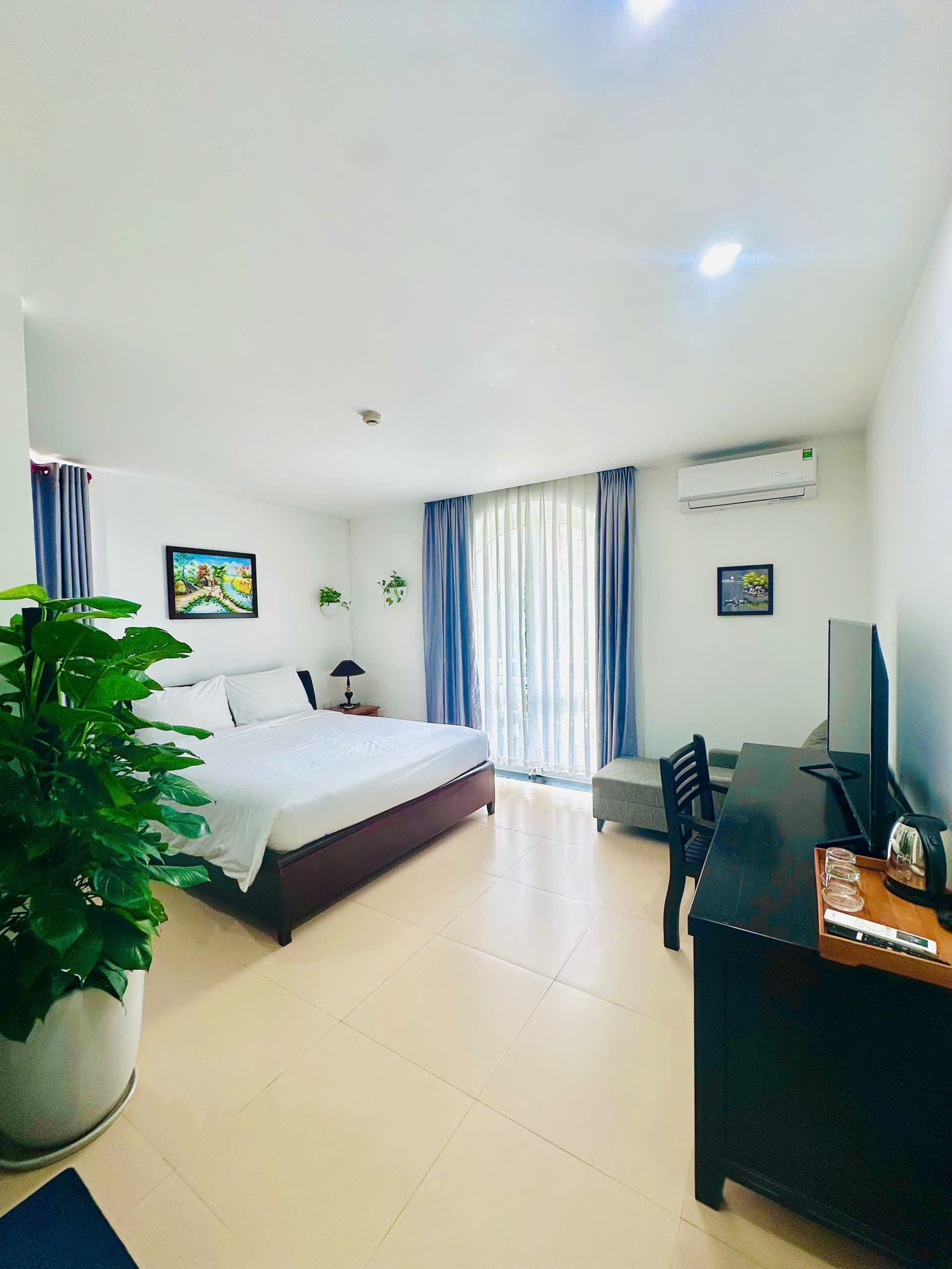 [Nguyên căn 12 phòng ngủ] Biệt thự SANG Boutique Villa Đà Nẵng - Biển Mỹ Khê