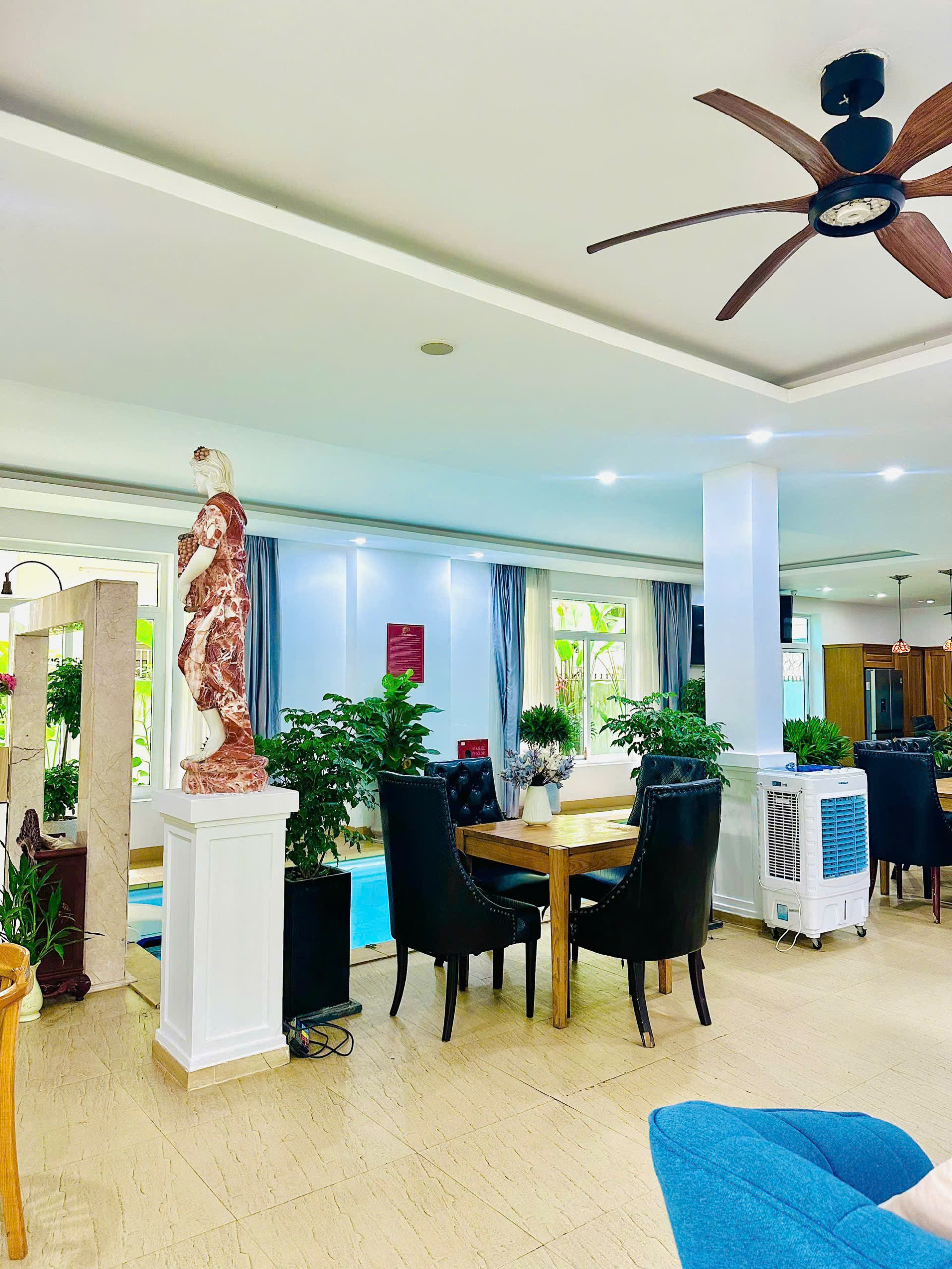 [Nguyên căn 12 phòng ngủ] Biệt thự SANG Boutique Villa Đà Nẵng - Biển Mỹ Khê