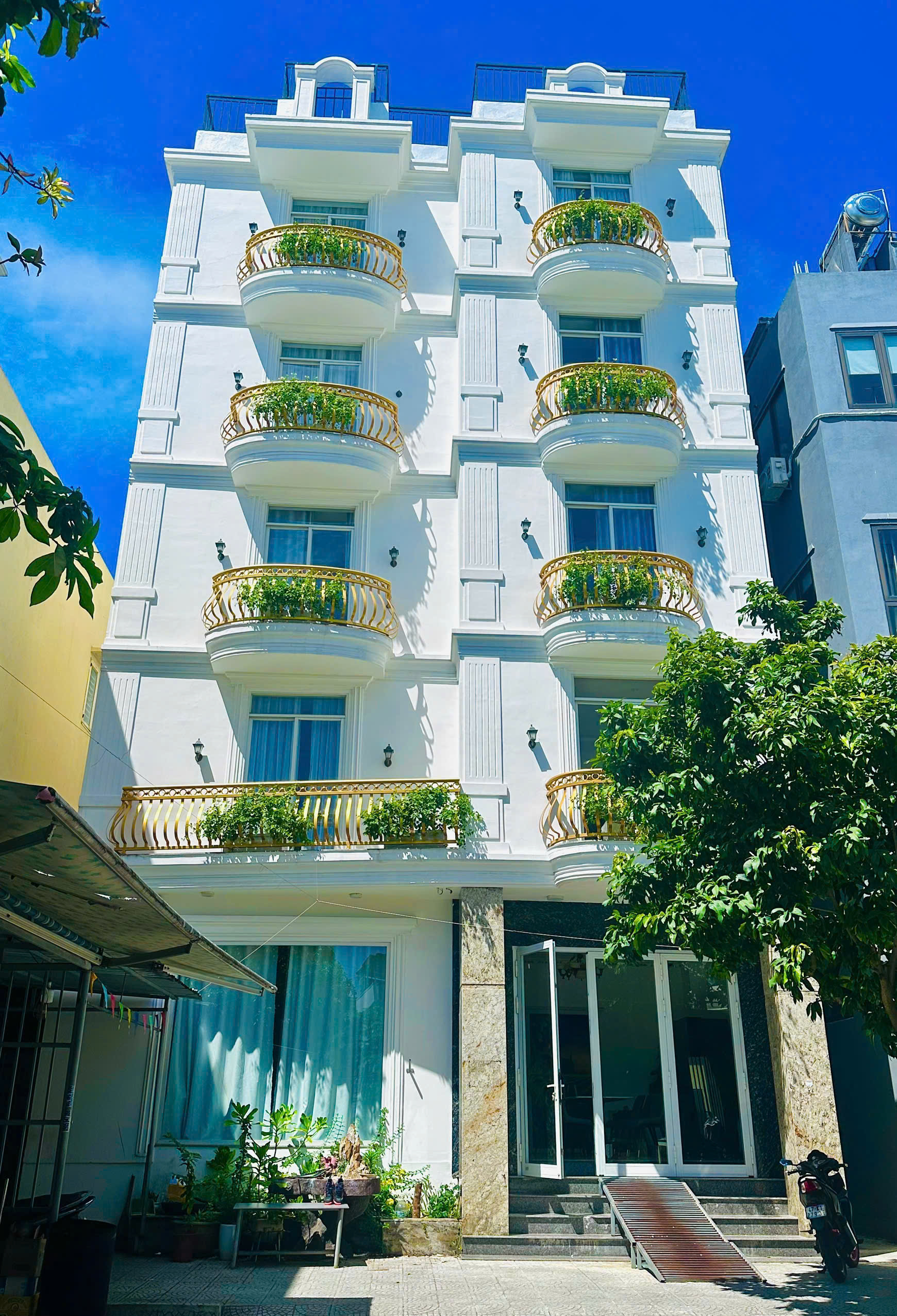 SANG VILLA ĐÀ NẴNG