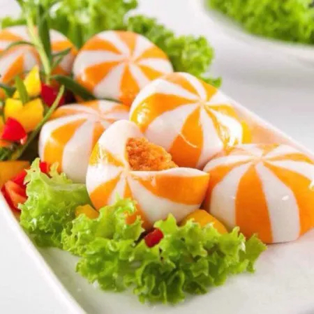 Bánh bao thả lẩu hải sản nhân trứng cá màu cam - 450g
