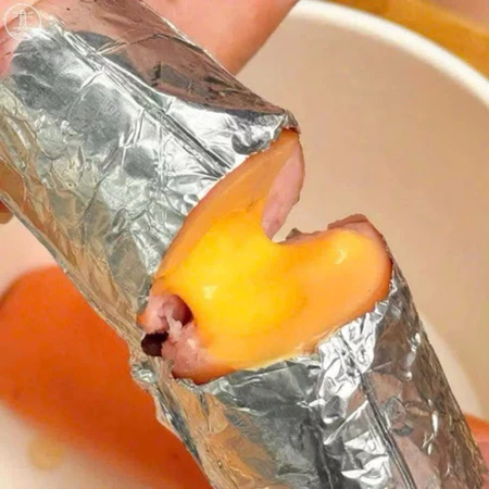 XÚC XÍCH NƯỚNG CUÔN GIẤY BẠC NHÂN XỐT PHÔ MAI LC - 500g