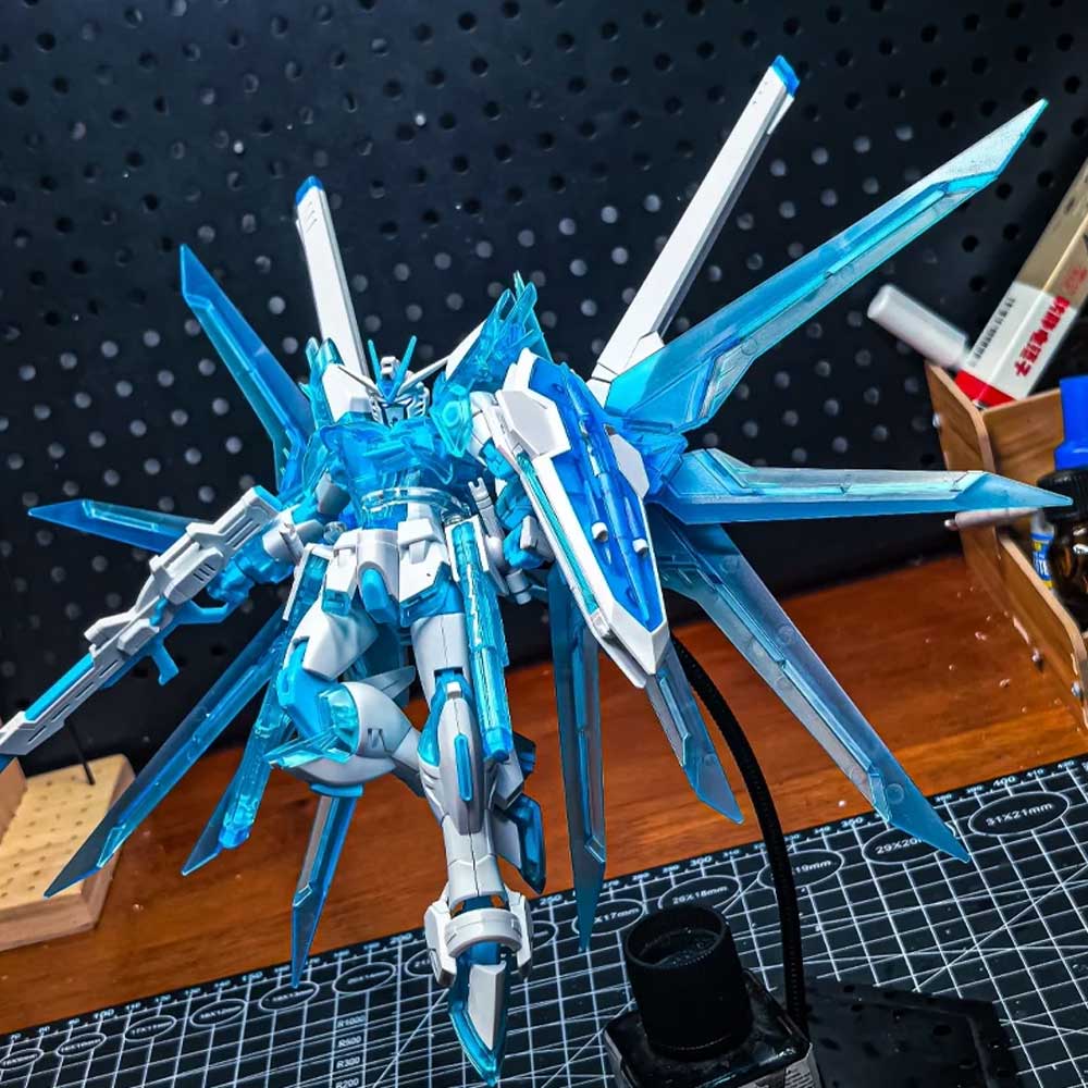 Mô Hình Ice Blue Rising Freedom Limited (Tặng kèm Runner Clear + decal)