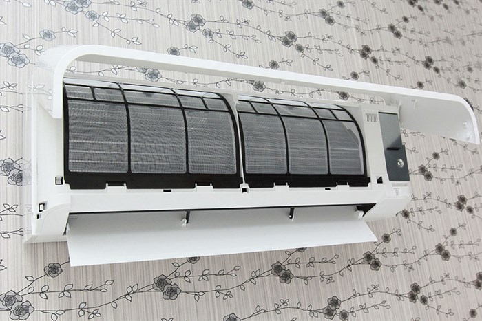 Máy lạnh Toshiba Inverter 1 HP RAS-H10BKCV-V