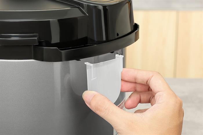 Nồi áp suất điện Sunhouse SHD1551 5 lít