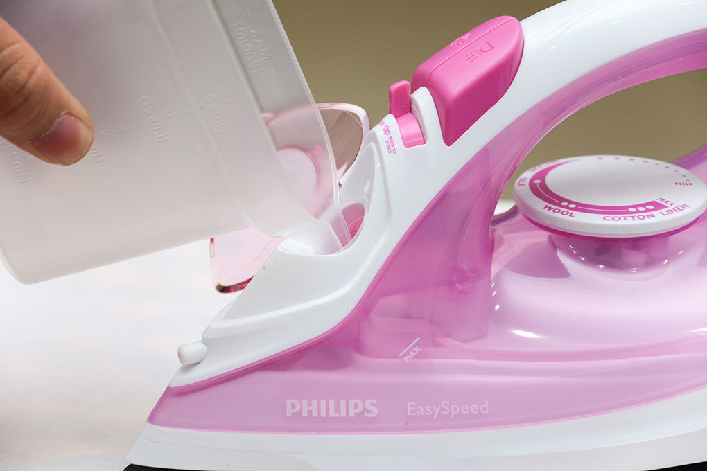 BÀN ỦI  PHILIPS GC-1021