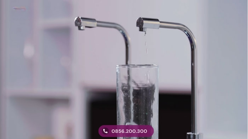 Nước chảy yếu vì lõi lọc bị tắc