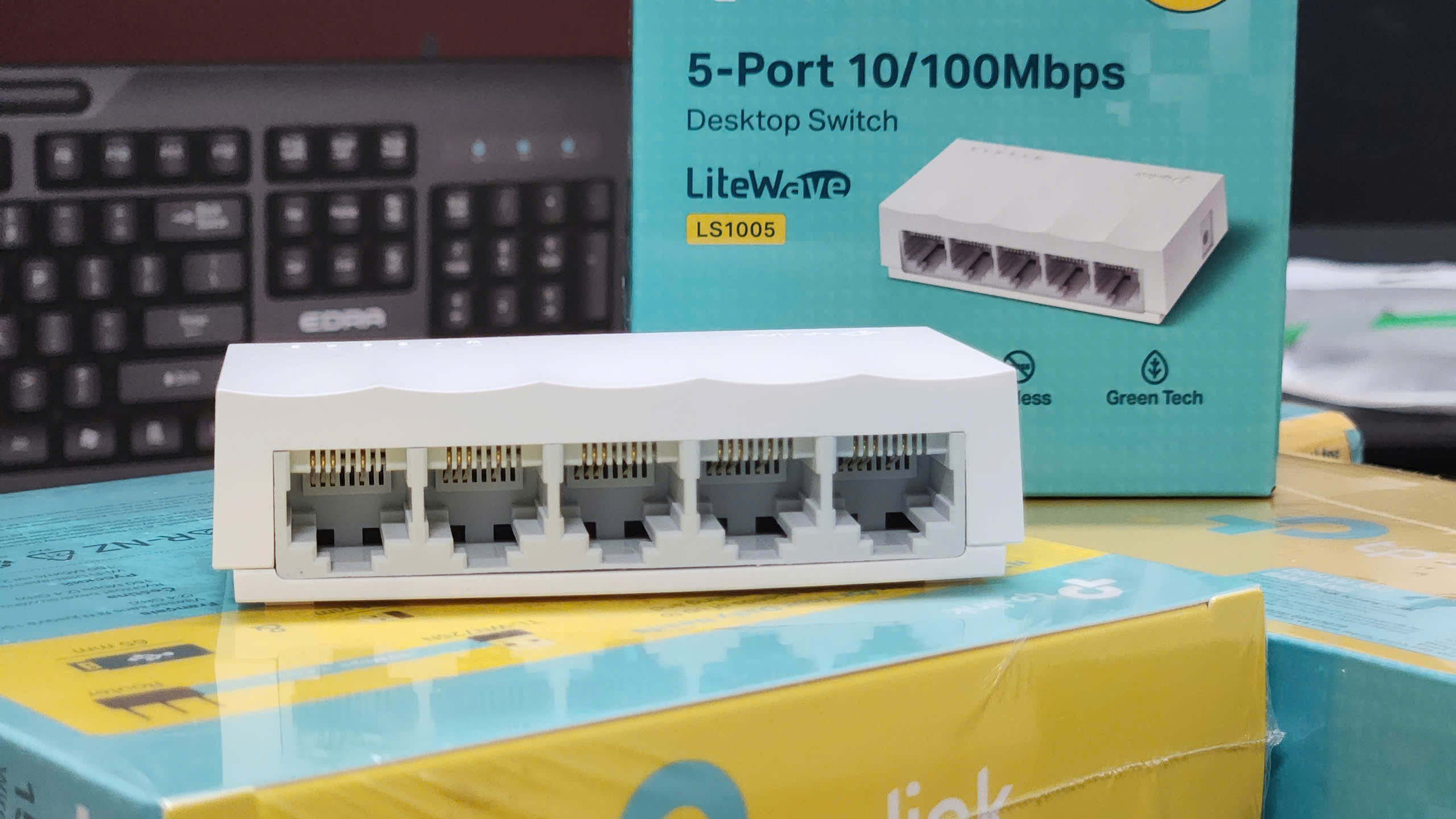 Bộ chia mạng để bàn 5 cổng 10/100Mbps TP-Link LiteWave LS1005