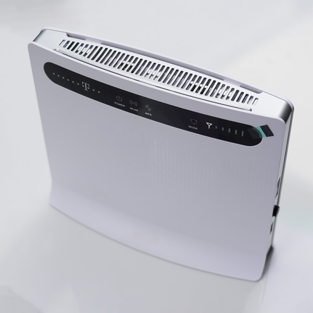 Bộ phát WiFi 4G Huawei B593s-12 kết nối 32 User tốc độ 150 Mbps