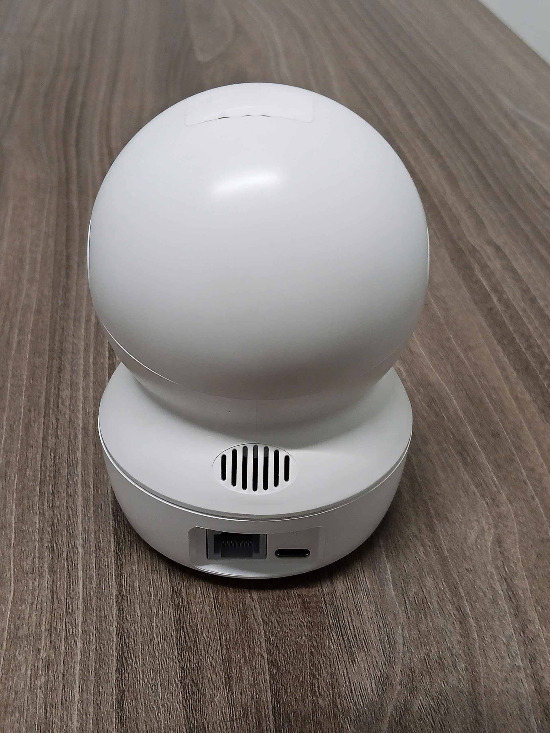 Camera AI Wifi EZVIZ H6C Pro 2K