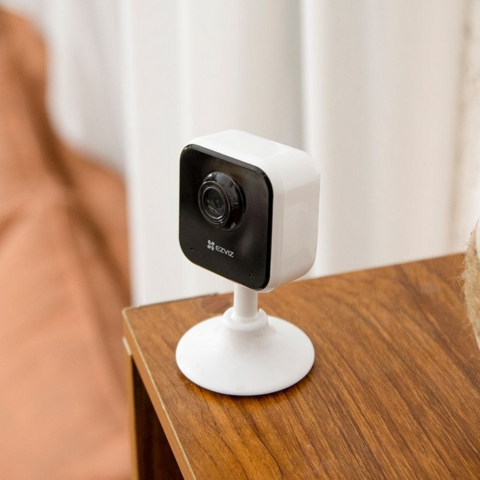 Camera Wifi 2MP EZVIZ H1C 1080P Trong Nhà
