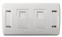 Ổ cắm mạng âm tường phẳng 2 cổng có nắp che bụi CommScope