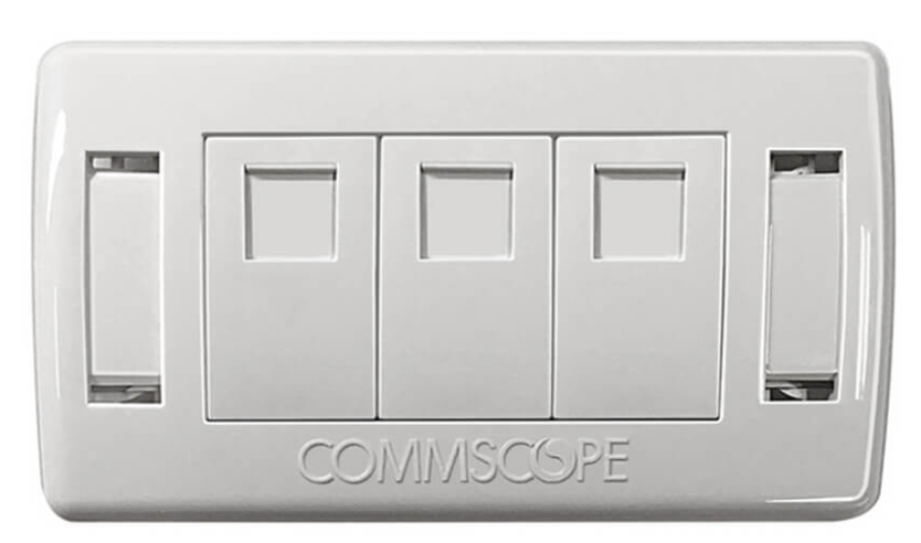 ổ cắm mạng âm tường 3 cổng hình chữ nhật CommScope