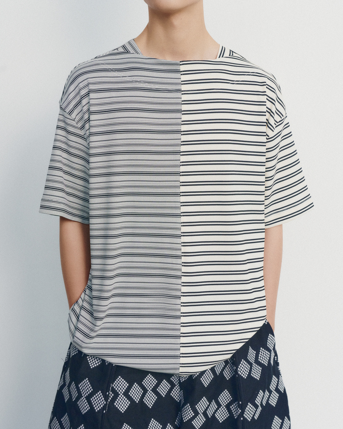 Naphon T-Shirt Black Stripe