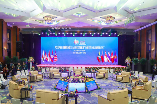 Màn hình LED 100 Inch, 200 Inch, 300 Inch, 400 Inch, 500 Inch