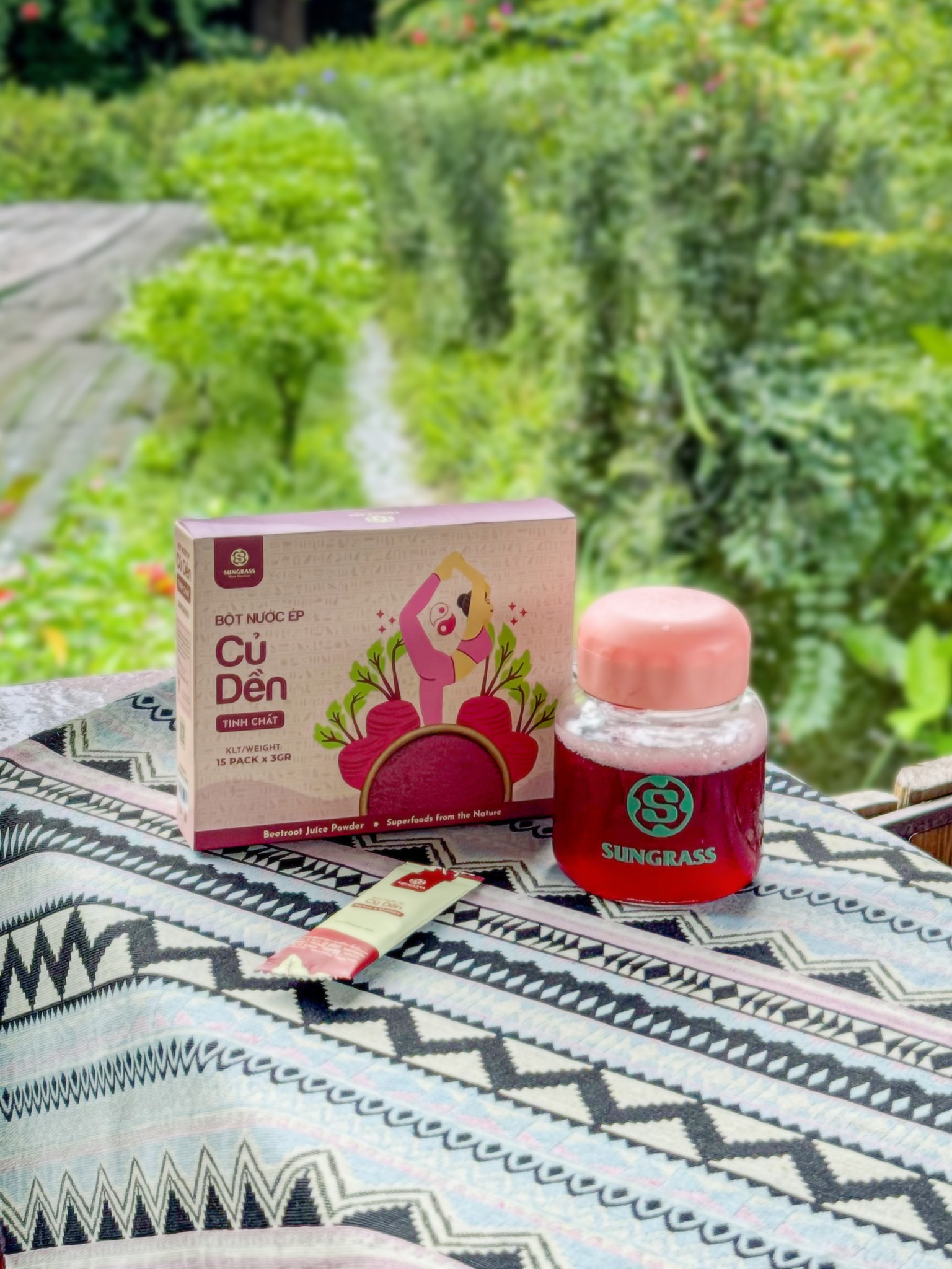 Bột nước ép Củ dền Sungrass - Hộp 15 gói