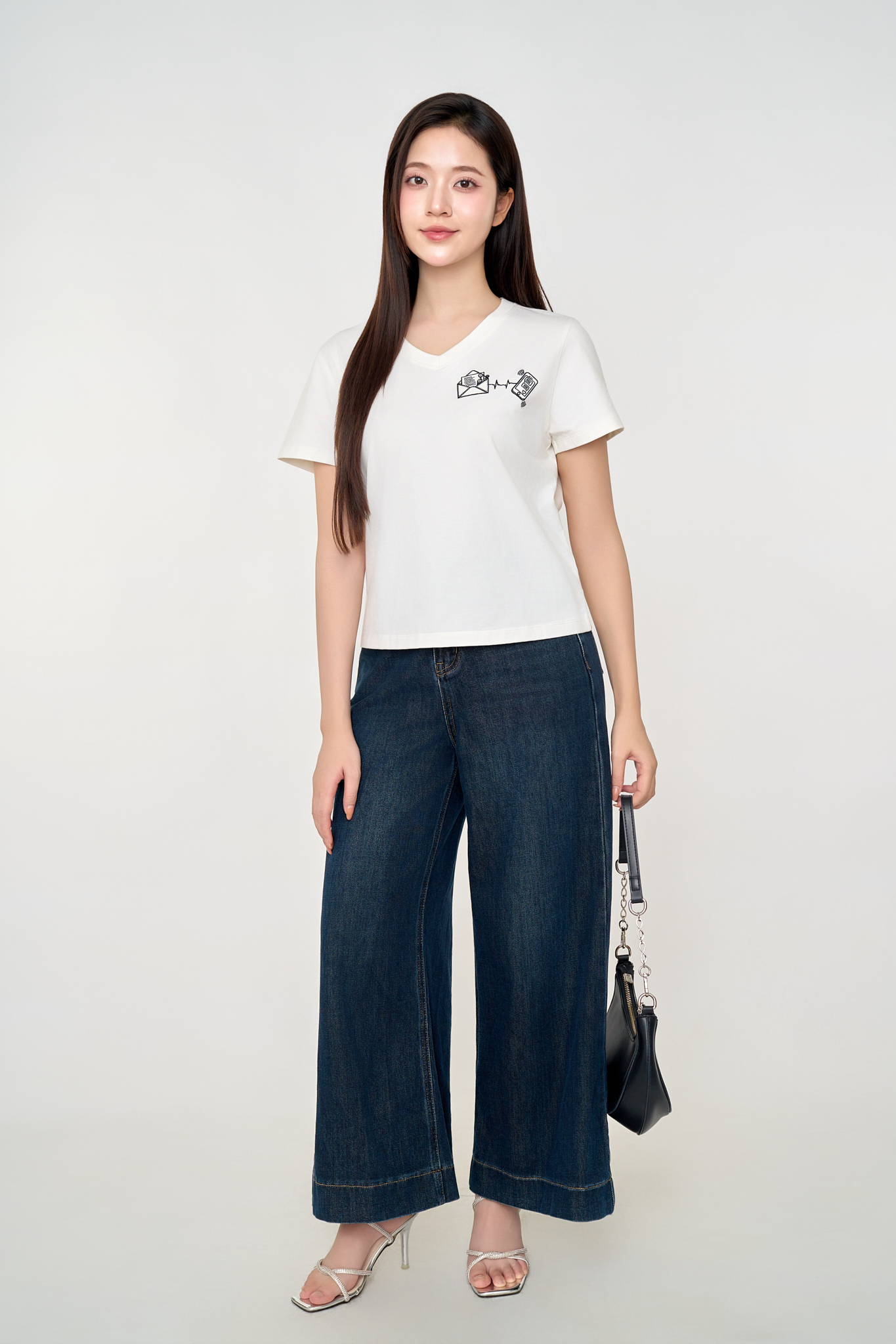 Áo Thun Nữ Bamboo Cổ Tim Cao Cấp Mềm Mịn