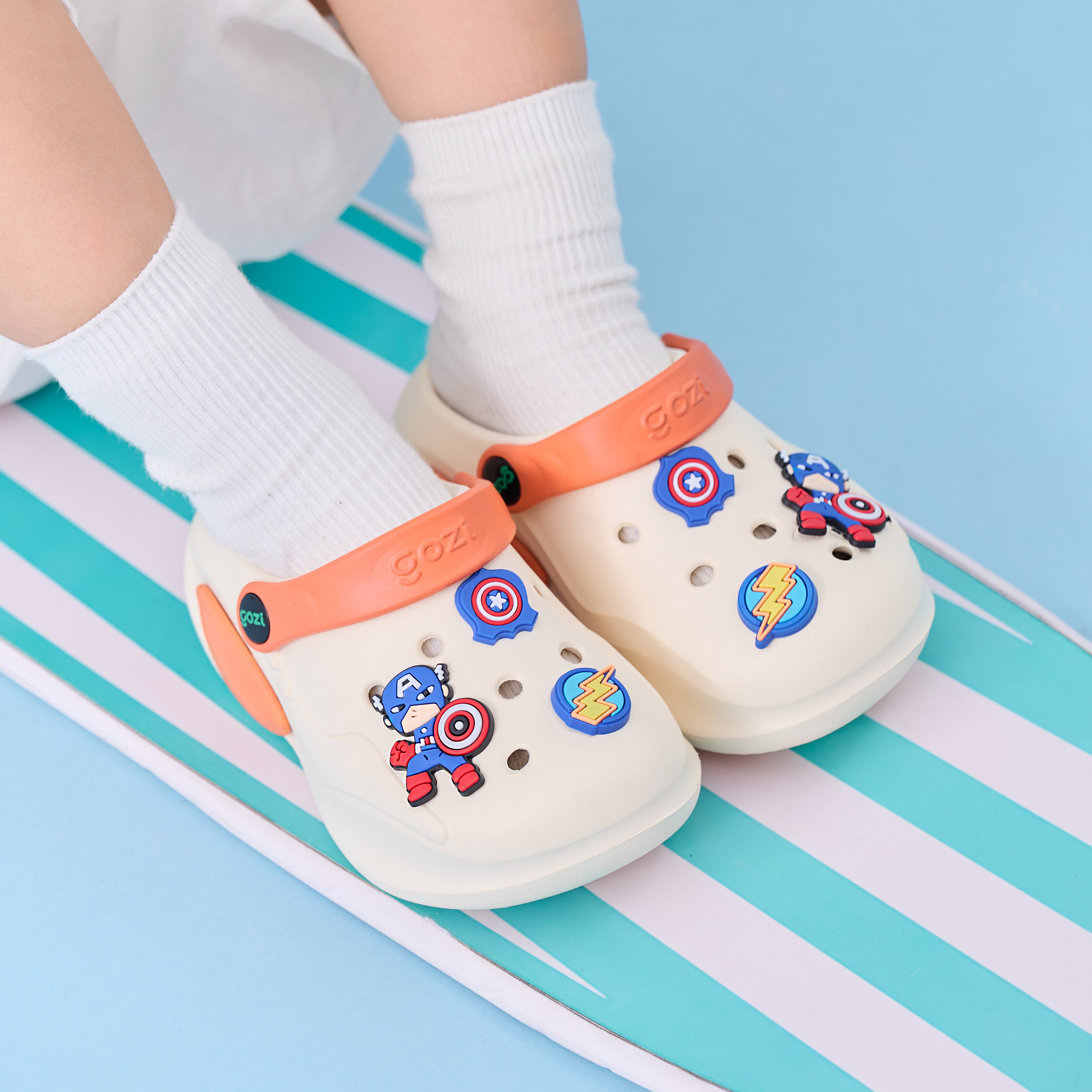 5 LÝ DO MẸ THÔNG THÁI CHỌN DÉP SỤC GOZI CHO CON THAY VÌ SANDAL HAY GIÀY KÍN