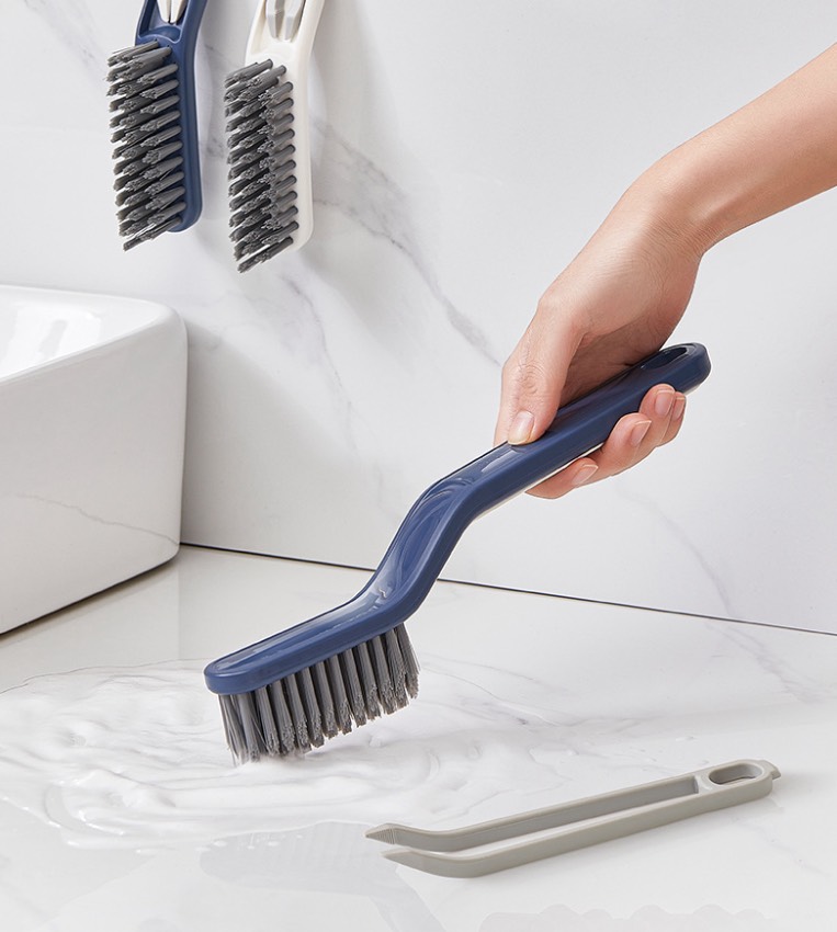 BÀN CHẢI VỆ SINH KÈM CÂY GẮP RÁC (1)
