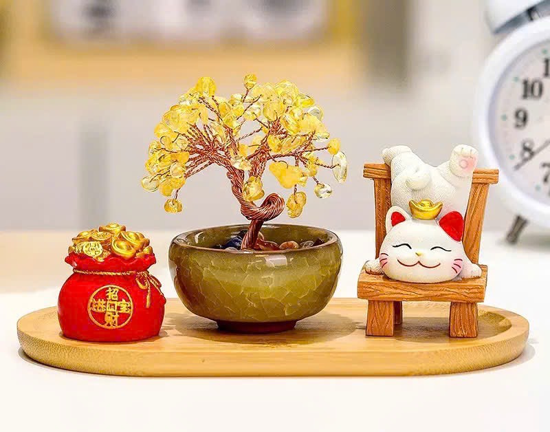 BỘ 4 MÓN CÂY TIỀN PHA LÊ , HỦ VÀNG VÀ MÈO KÈM ĐẾ , PHONG THUỶ MAY MẮN TÀI LỘC (10)
