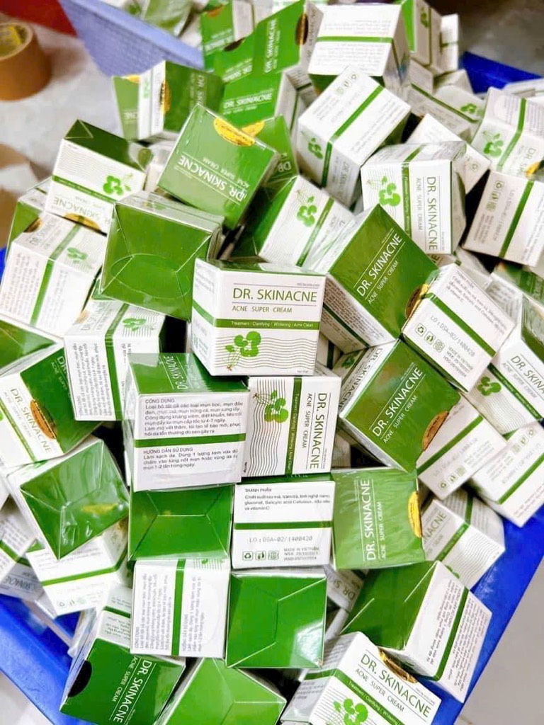 KEM HỖ TRỢ GIẢM MỤN CHẤM MỤN RAU MÁ (3) '