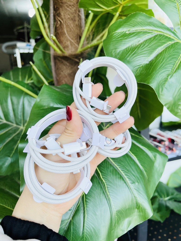 # Cáp Sạc Iphone 15 dù 2 Đầu Type C (4) Cn3# Cn2#