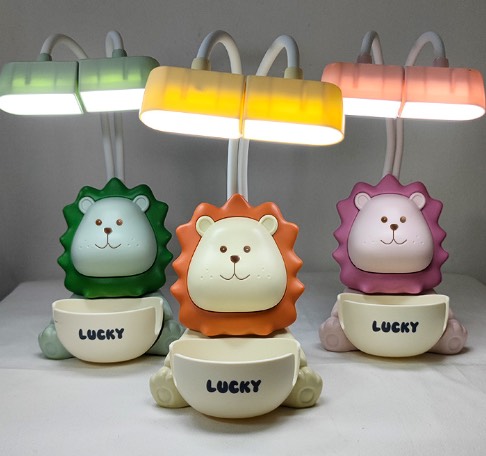 Đèn học để bàn 2 bóng LUCKY hình sư tử đáng yêu (5) '