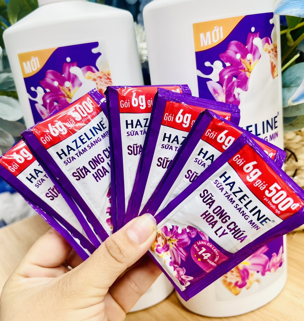DÂY 12 GÓI SỮA TẮM HAZELINE ONG CHÚA HOA LY