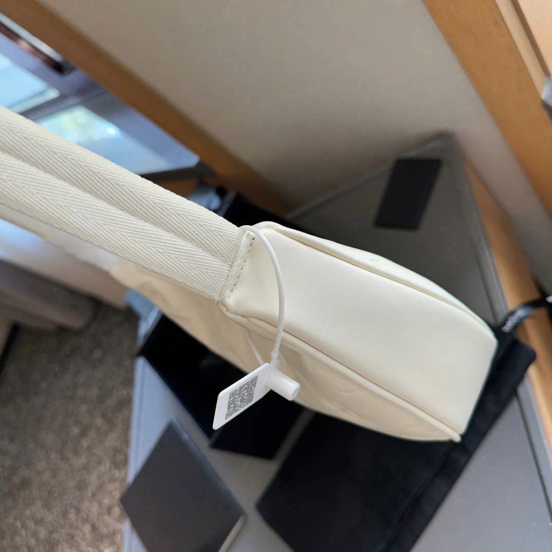 TÚI KẸP NÁCH NY REP 1:1 Size 22Cm Siêu Đẹp Xịn (15)