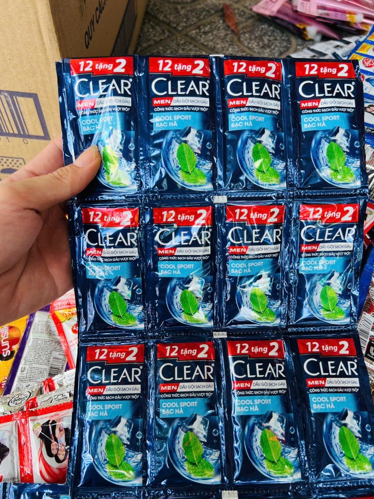 DÂY 14 GÓI DẦU GỘI ĐẦU CLEAR 5g BẠC HÀ XANH DƯƠNG