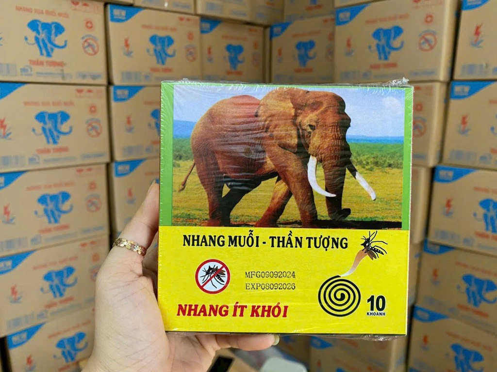 HỘP NHANG MUỖI KHOANH CON VOI ÍT KHÓI THÙNG 72 hộp (1)