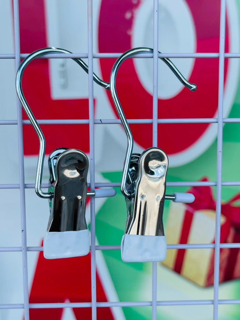 KM Móc Kẹp Inox Treo Quần Áo Tất Vớ Mua 1 Tặng 1 = 2C/5k (1)