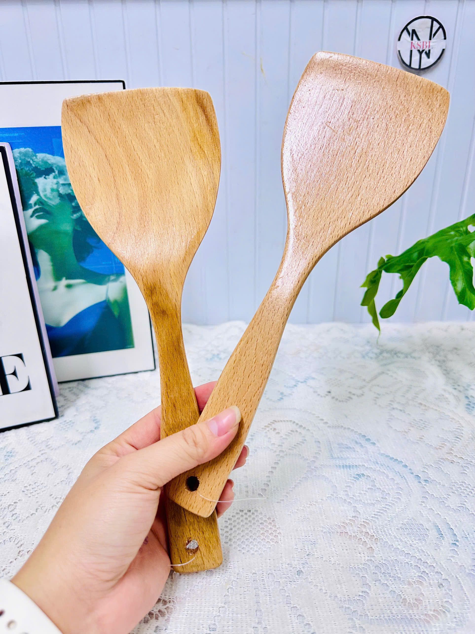 CÂY XÚC ĐỒ CHIÊN BẰNG GỖ (1)
