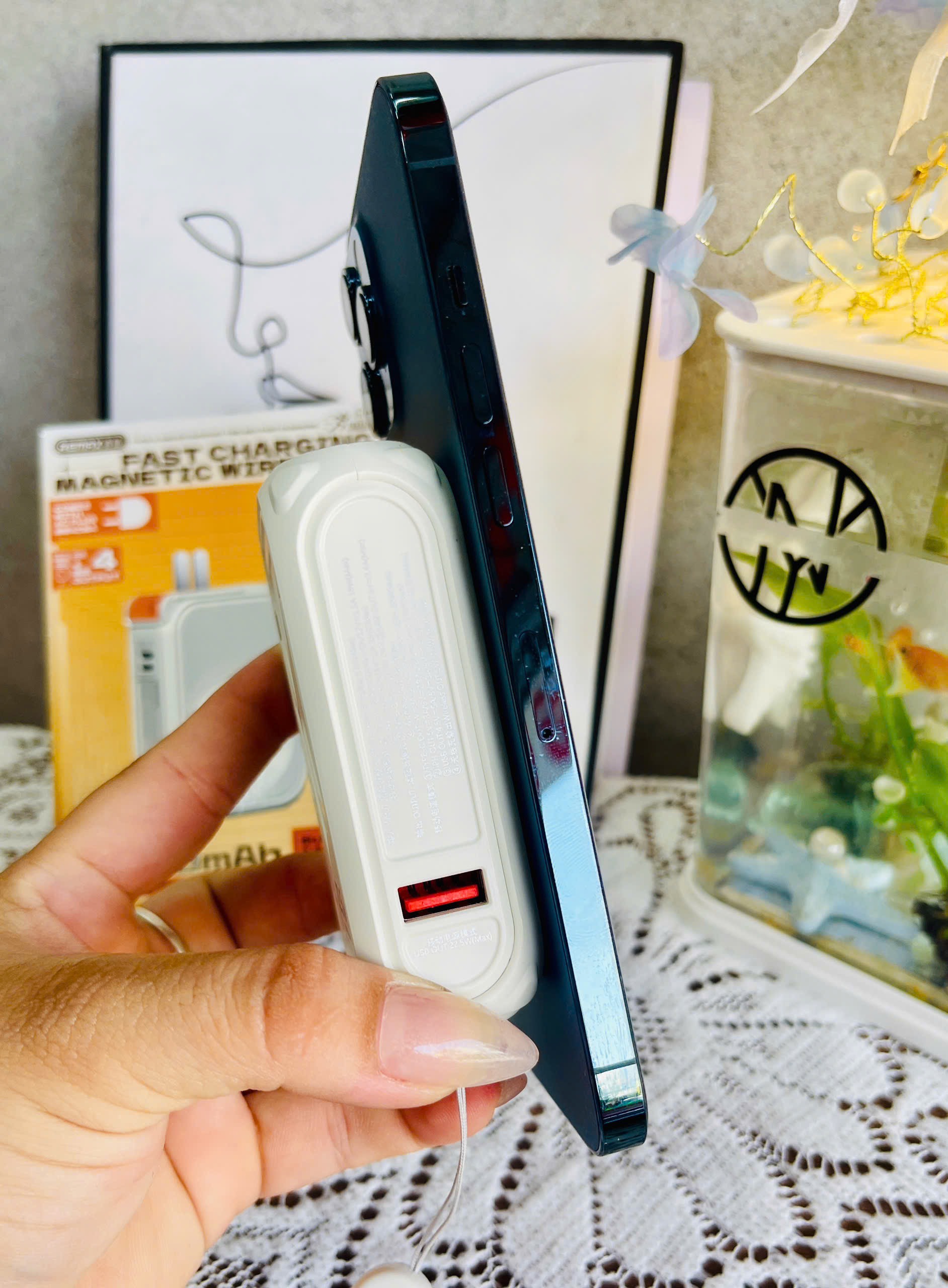 PIN SẠC NHANH KHÔNG DÂY 22.5W REMAX RPP-116 10.000MAH DỰ PHÒNG PD 22.5W QC3.0 CHÍNH HÃNG LOẠI 1 (40)