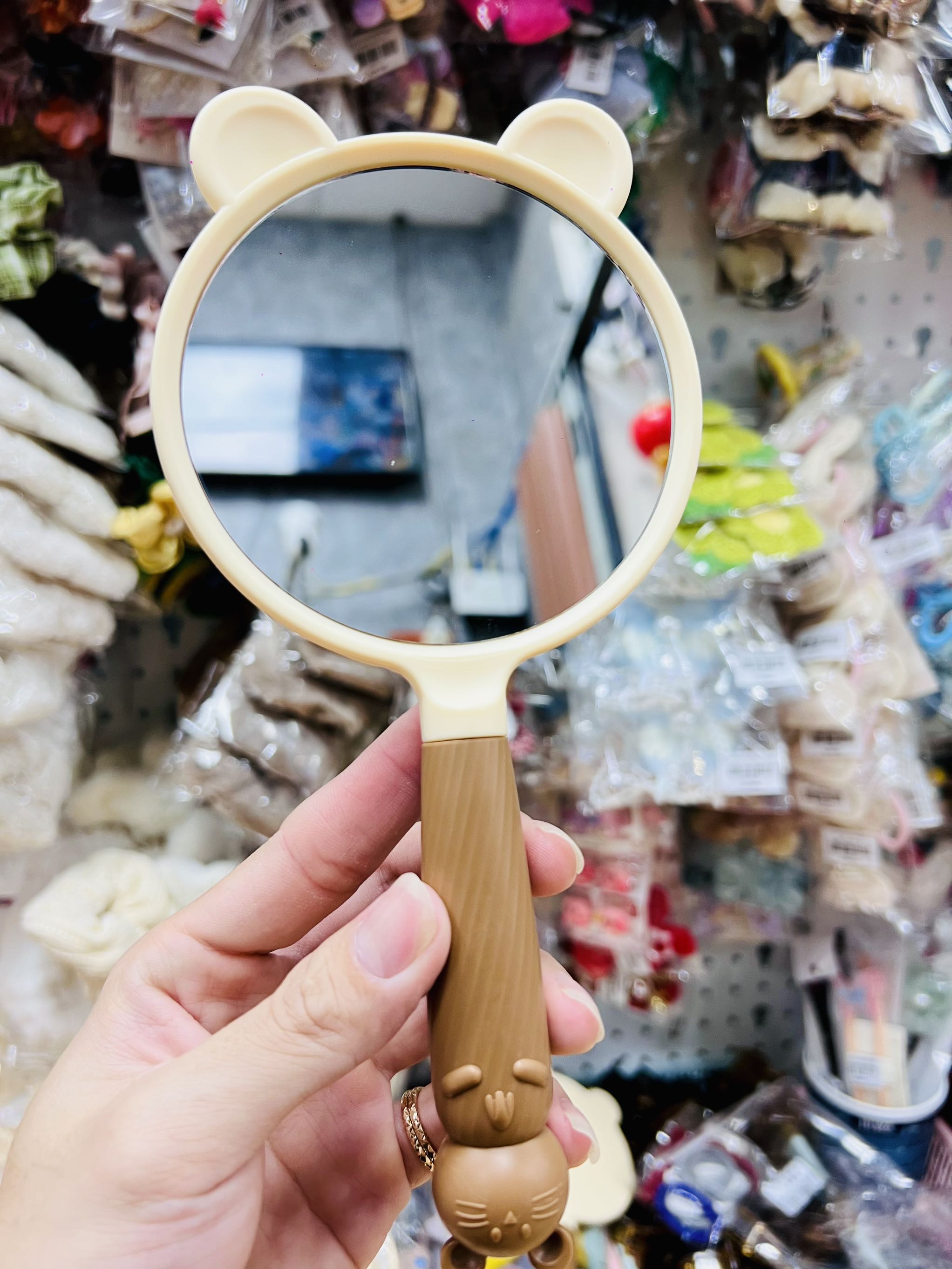 Gương Tai Gấu Cầm Tay (1)