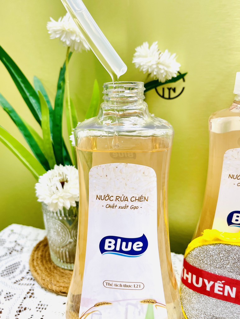 KM CHAI NƯỚC RỬA CHÉN 1.2L CHIẾT XUẤT GẠO CHÍNH HÃNG BLUE (3)