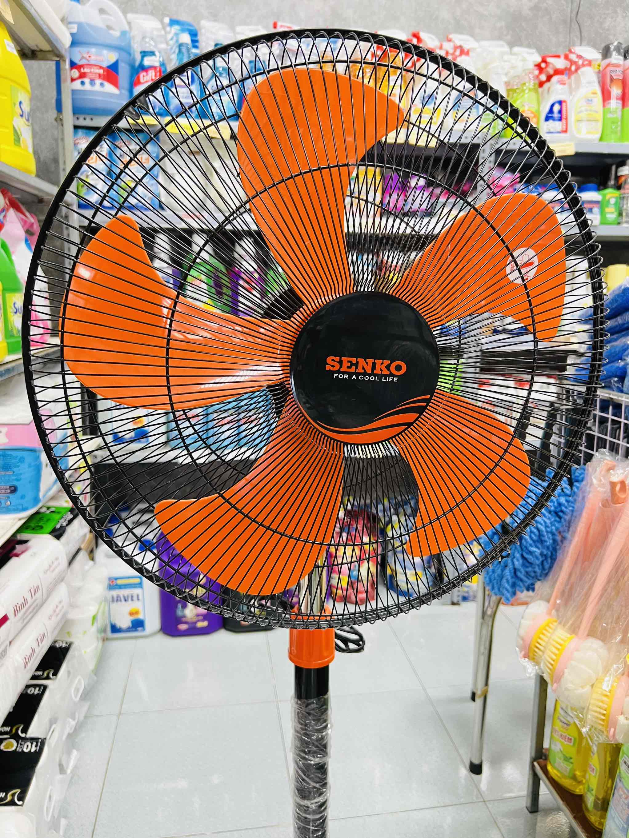 QUẠT CÔNG NGHIỆP ĐỨNG SENKO 5 CÁNH 65W BẢO HÀNH 2 NĂM SIZE 43cm Mã 1807 (30) '