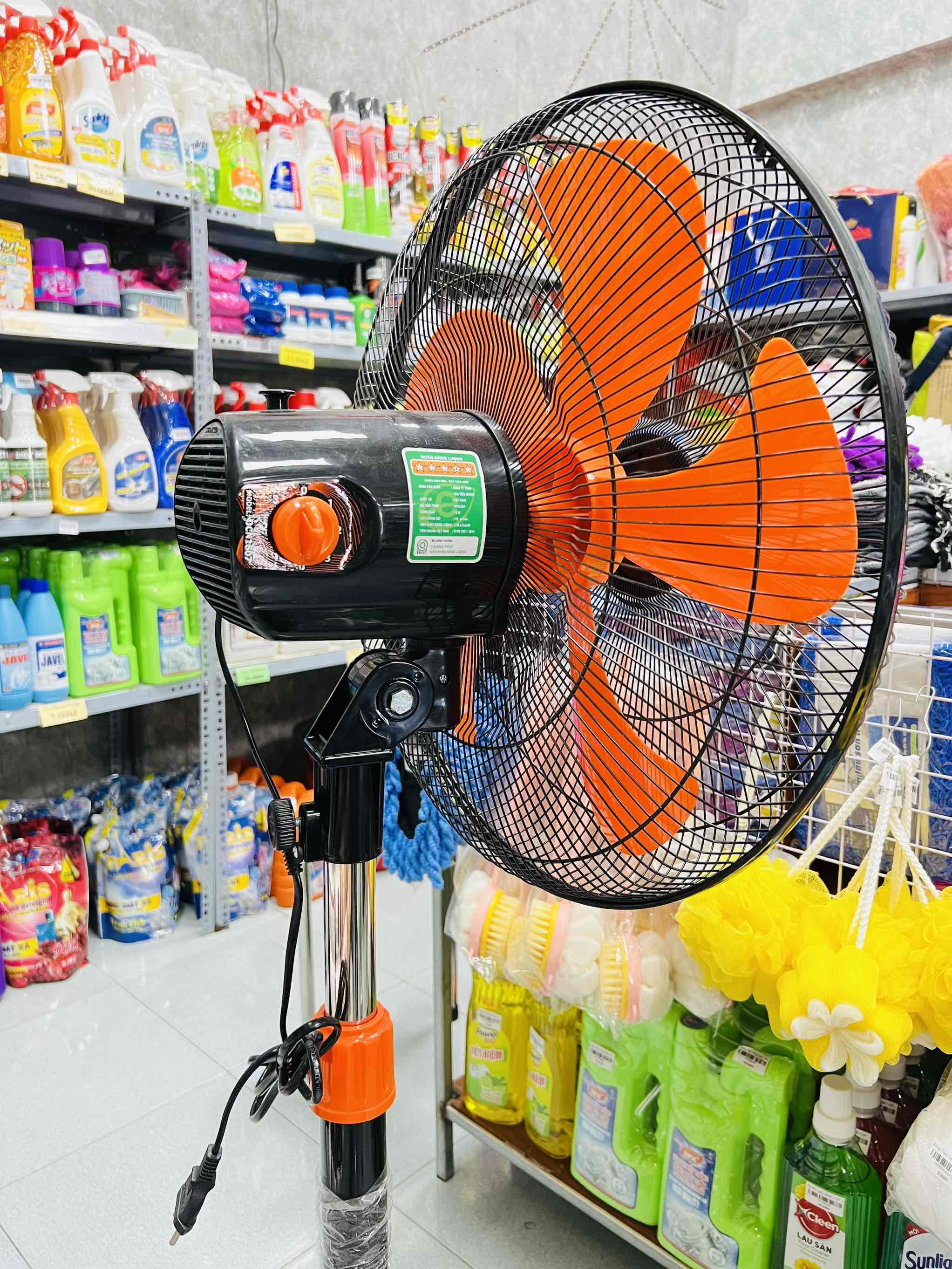 QUẠT CÔNG NGHIỆP ĐỨNG SENKO 5 CÁNH 65W BẢO HÀNH 2 NĂM SIZE 43cm Mã 1807 (30) '