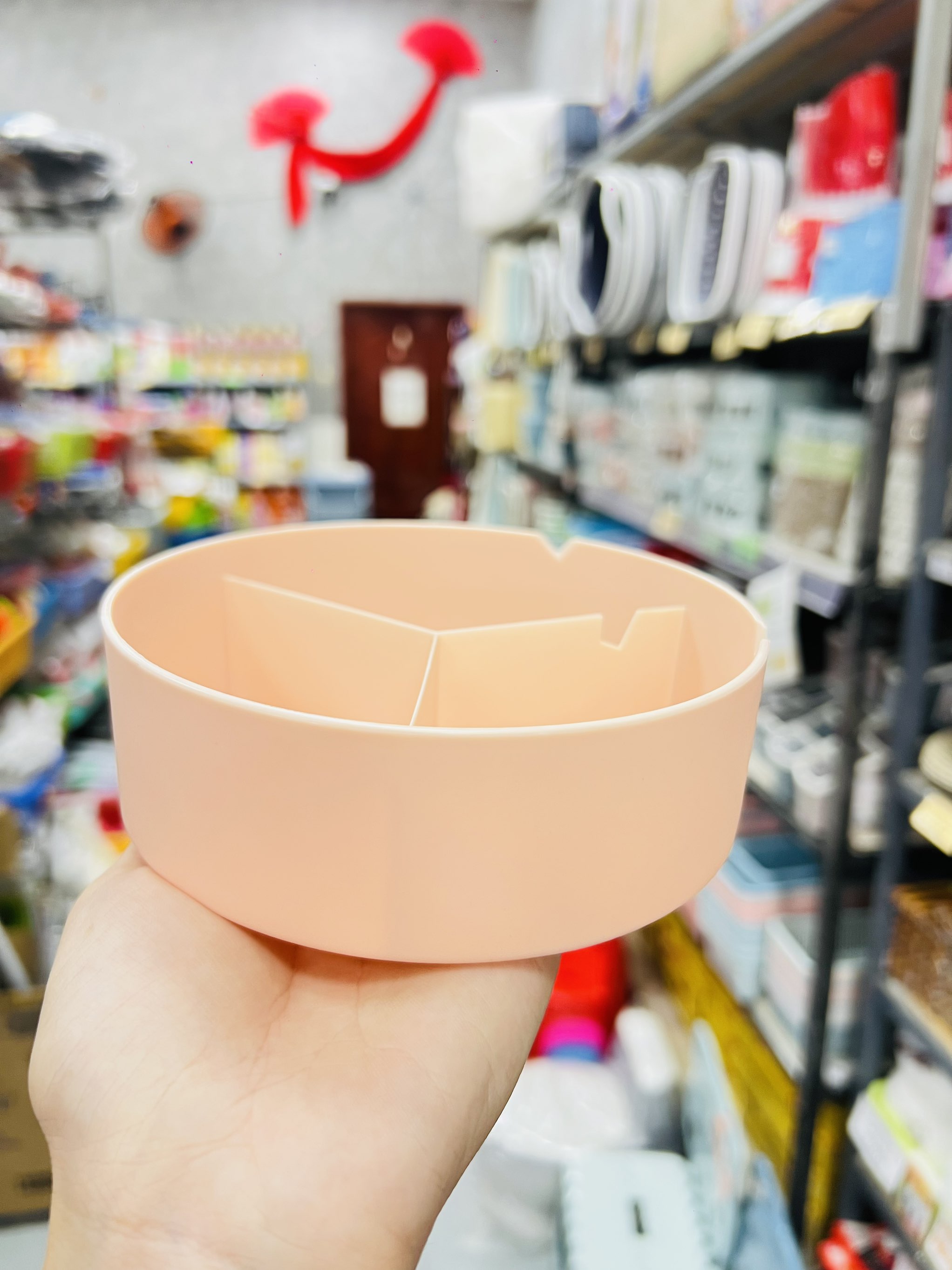 Hộp Đựng Vật Dụng Trang Điểm Kèm Gương (3)