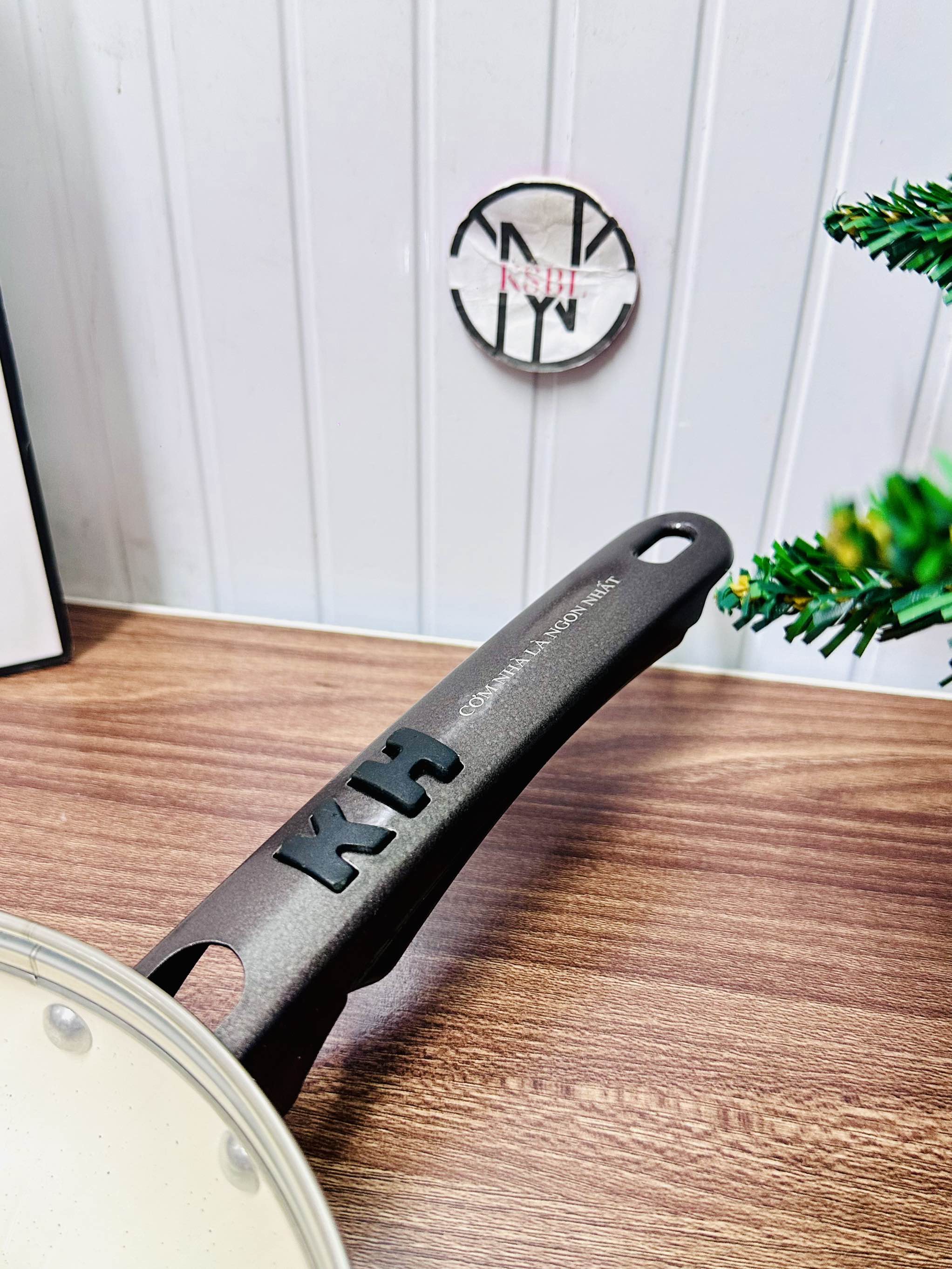CHẢO CHỐNG DÍNH CERAMIC KIM HẰNG KÈM NẮP CHÍNH HÃNG 20CM (15)