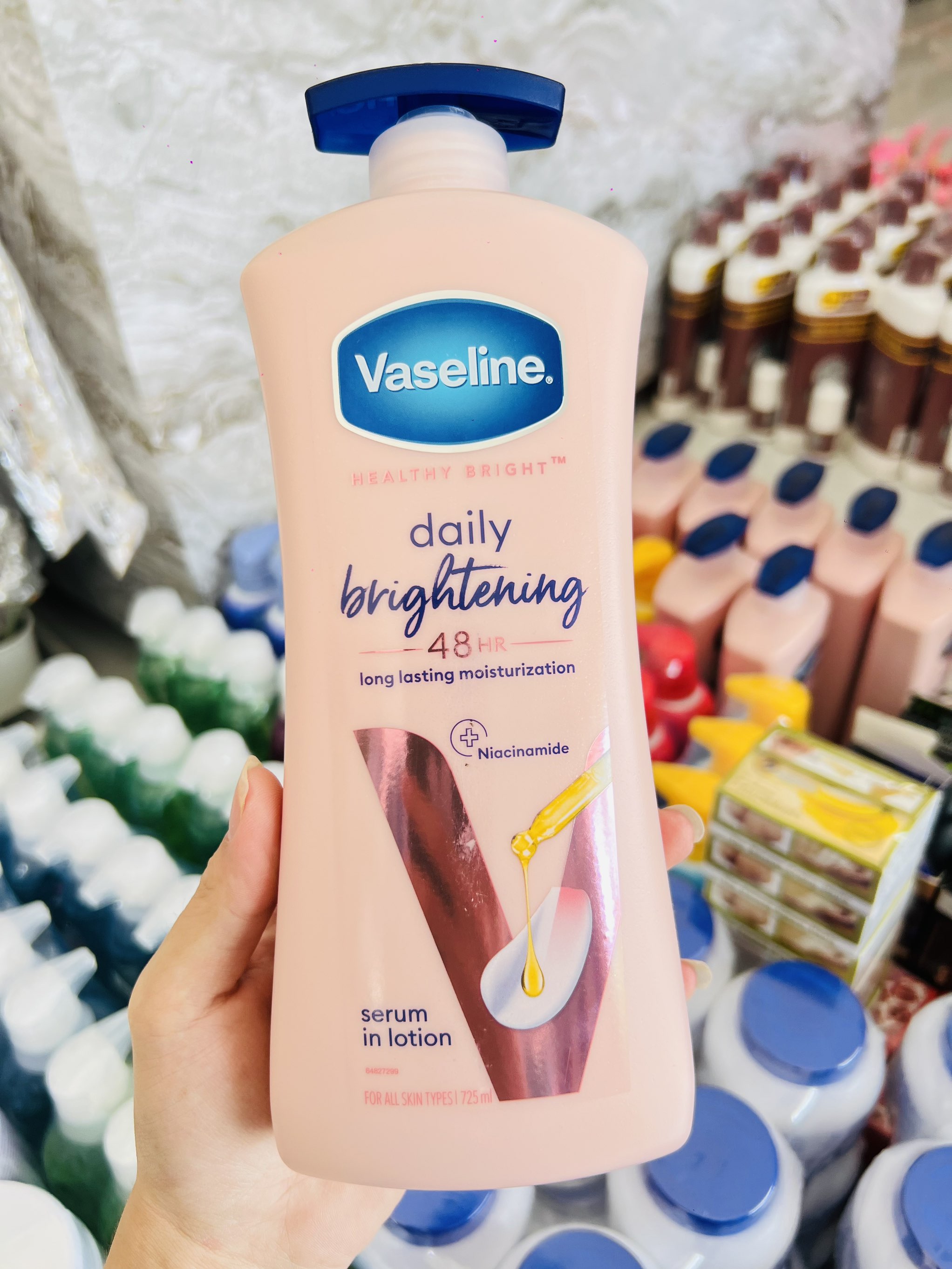 KEM BODY, SỮA DƯỠNG THỂ VASELINE NẮP VÒI XANH 725ml (10)