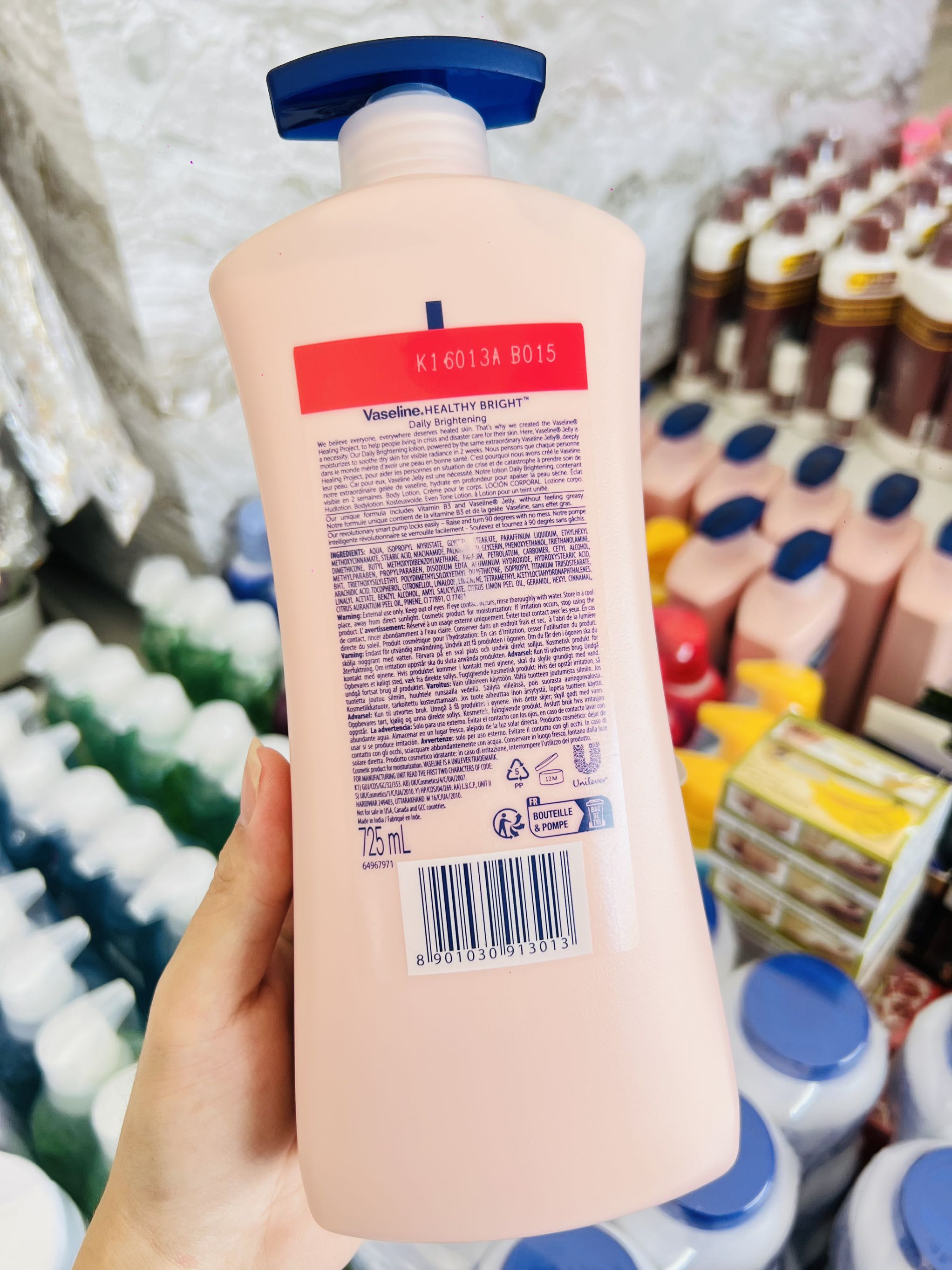 KEM BODY, SỮA DƯỠNG THỂ VASELINE NẮP VÒI XANH 725ml (10)