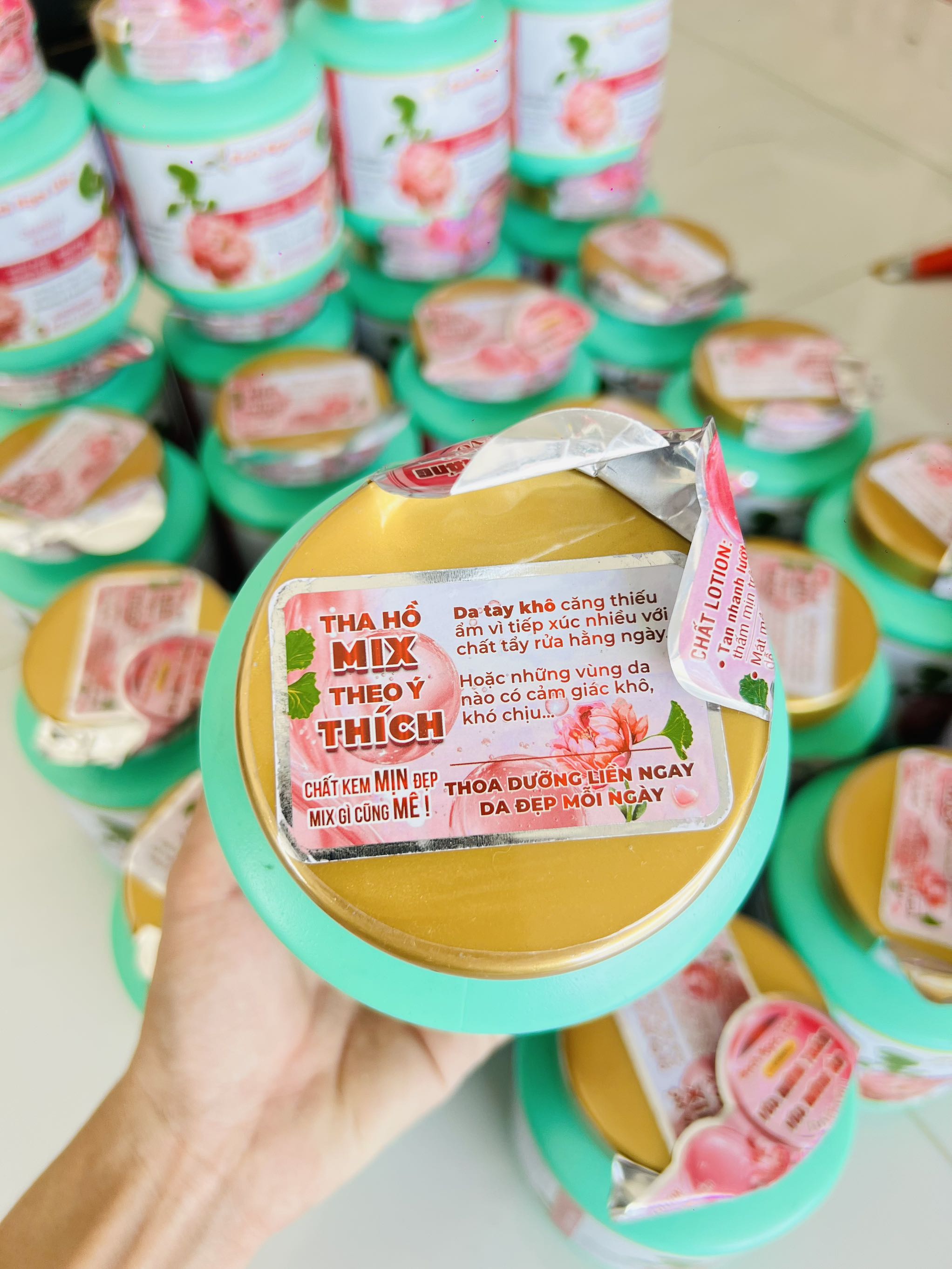 KEM BODY BẠCH NGỌC LIÊN RAU MÁ C.HÃNG (10)
