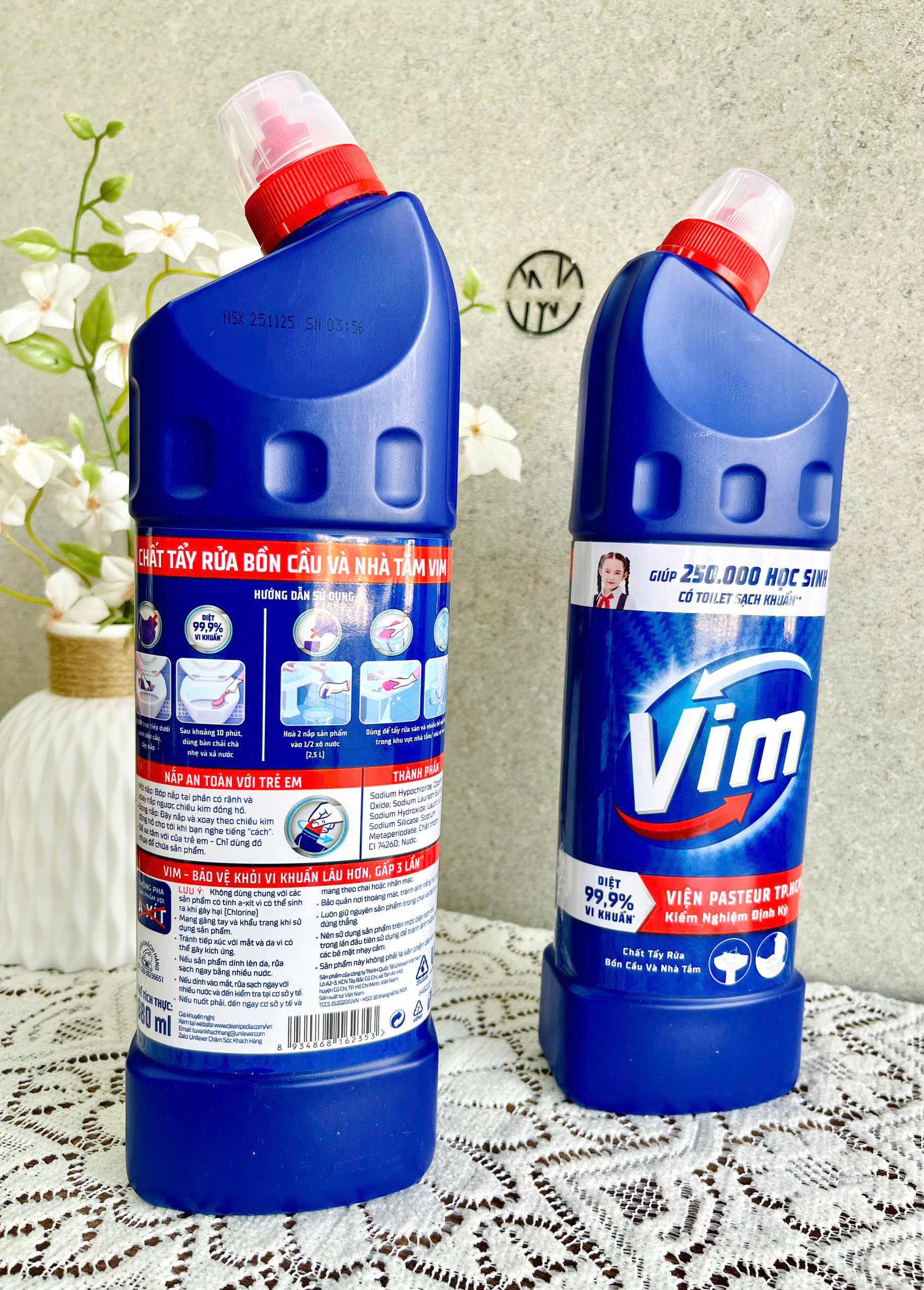 CHAI TẨY RỬA BỒN CẦU NHÀ TẮM VIM 880ml XANH BIỂN (Ko áp dụng giảm 10%)